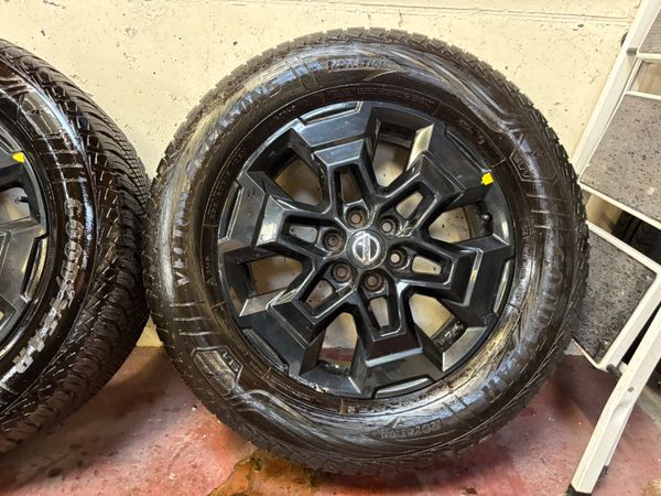 Nissan Navara 18” Alloys *Like New* 371998137
