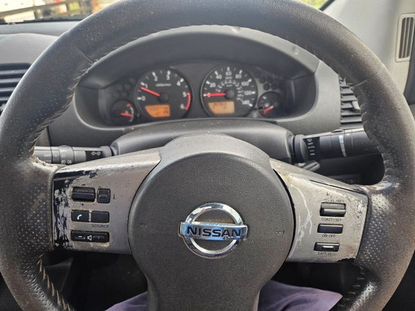 Nissan Navara 2007 372044430