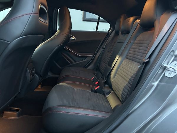 Mercedes-Benz A180 AMG Auto 372065327