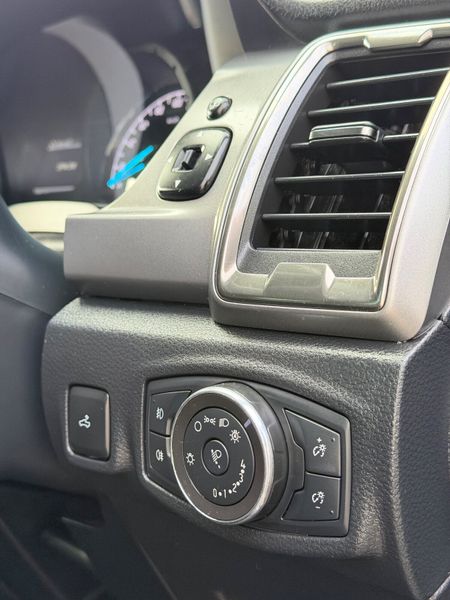 Ford Ranger 2020 2L Diesel Limited CrewCab 5 Seats 372063976