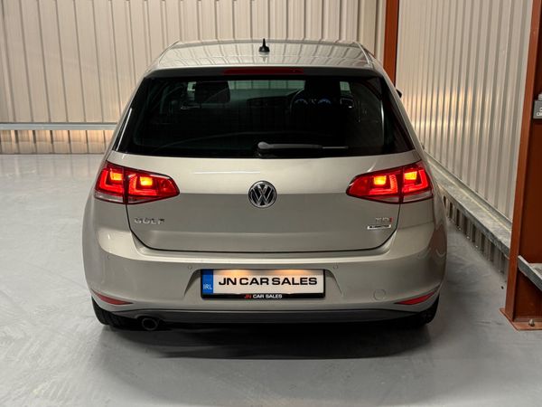 Volkswagen Golf 2016 1.6TDI Highline 372126824