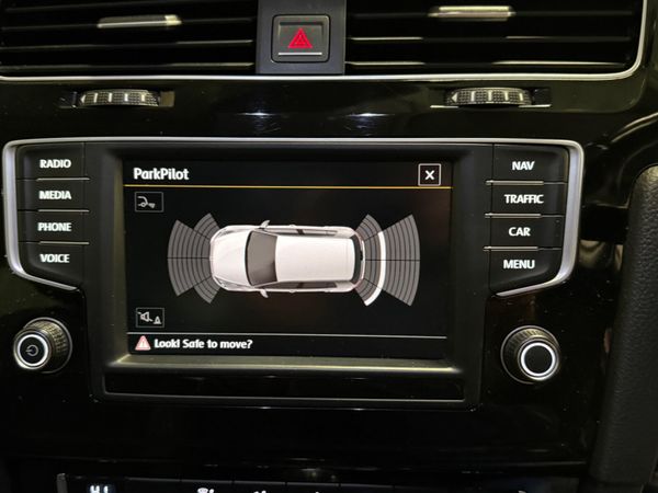 Volkswagen Golf 2016 1.6TDI Highline 372126911