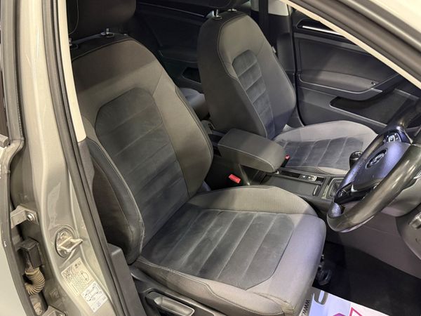 Volkswagen Golf 2016 1.6TDI Highline 372126924