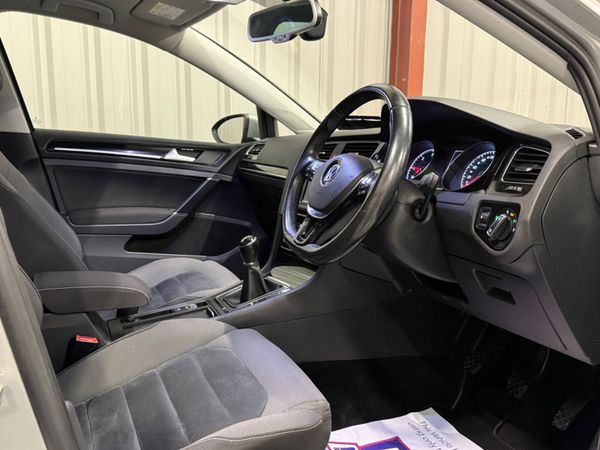 Volkswagen Golf 2016 1.6TDI Highline 372126930