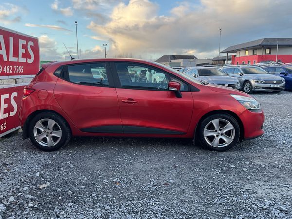 RENAULT CLIO 1.2 PETROL TAXED NCT LOW KMS 372128434