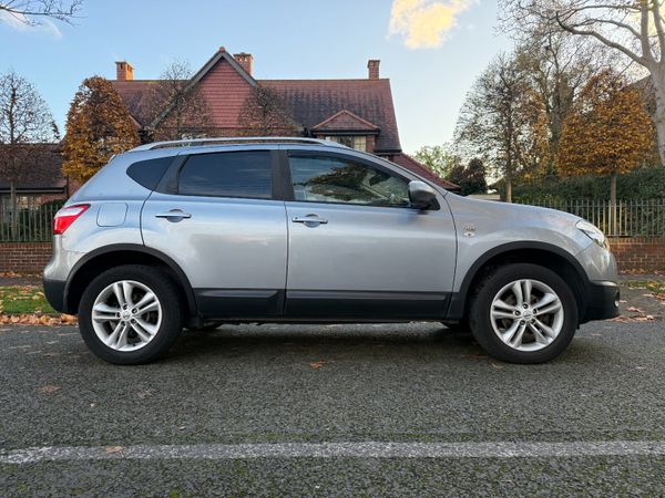 Stunning Panoramic Roof Qashqai New: NCT. Service 372120875