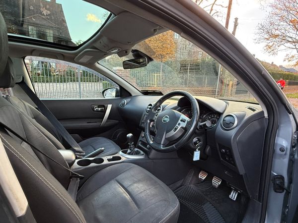 Stunning Panoramic Roof Qashqai New: NCT. Service 372121866