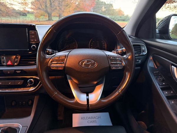 Hyundai i30 2018Fastback 372145010