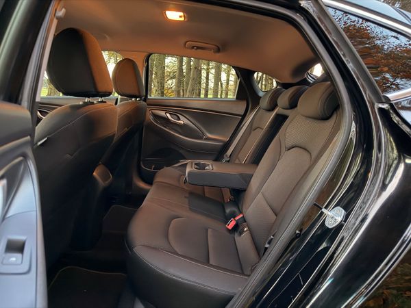 Hyundai i30 2018Fastback 372145028