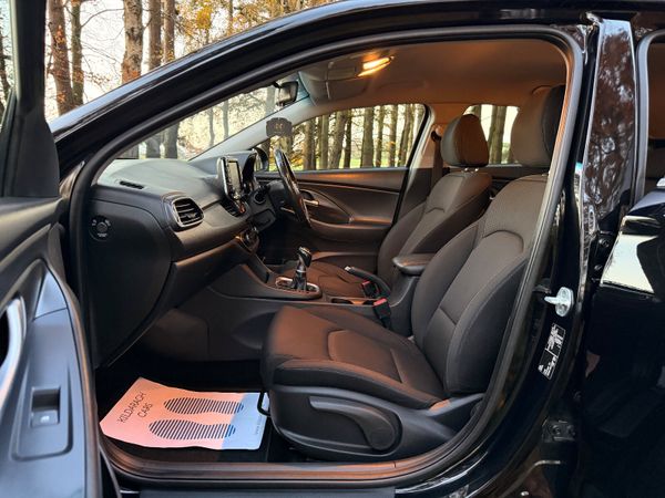 Hyundai i30 2018Fastback 372145021