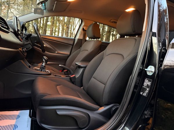 Hyundai i30 2018Fastback 372145022