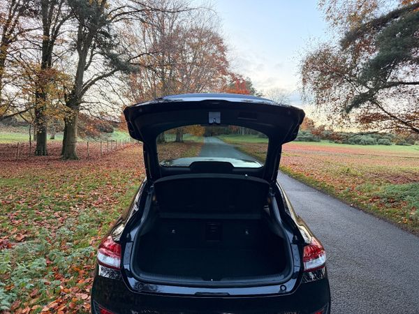 Hyundai i30 2018Fastback 372145030