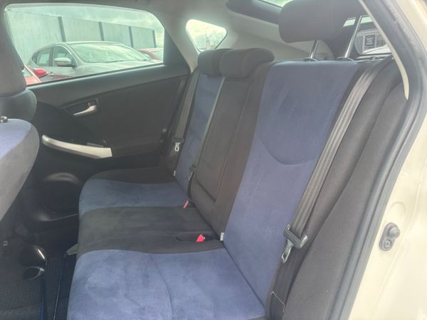 2013 Toyota Prius 1.8 Hybrid Nct 12/26 372140821