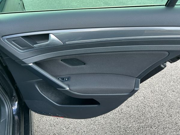 2019 Volkswagen Golf R Line 2.0 TDI 372199353