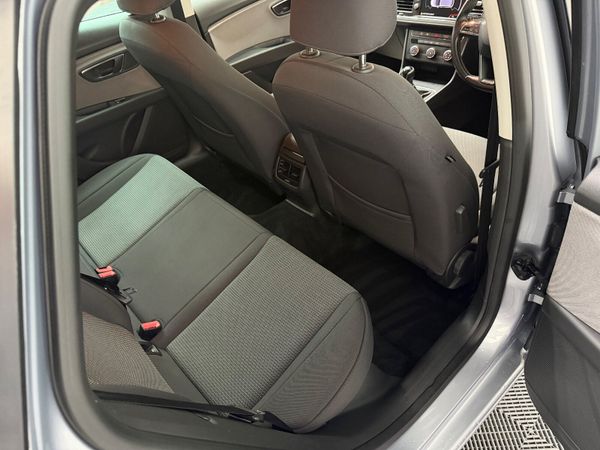 2018 182 SEAT LEON SPORT TOURER SE DYNAMIC 372199426