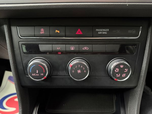 2018 182 SEAT LEON SPORT TOURER SE DYNAMIC 372199428