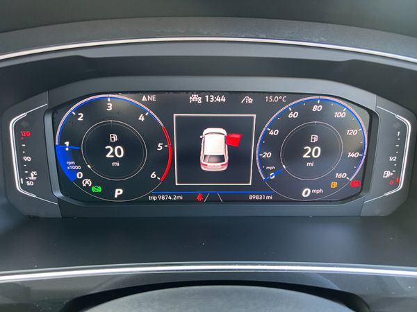 2020 (202) Volkswagen Tiguan R Line 2.0 TDI - Auto 372199444