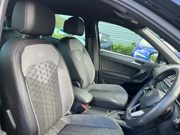 2020 (202) Volkswagen Tiguan R Line 2.0 TDI - Auto 372199446