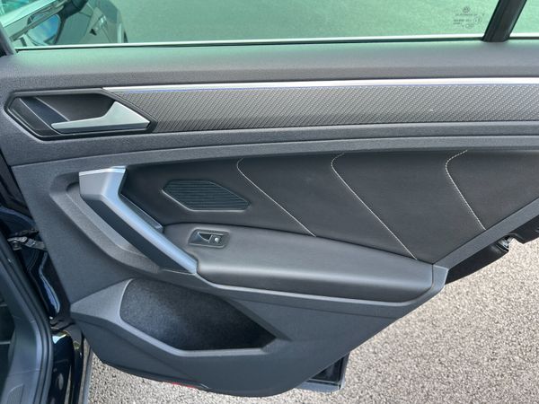 2020 (202) Volkswagen Tiguan R Line 2.0 TDI - Auto 372199463