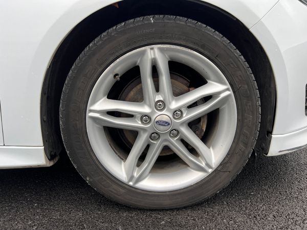 2015 Ford Focus Zetec S 1.5 TDCI 372199687
