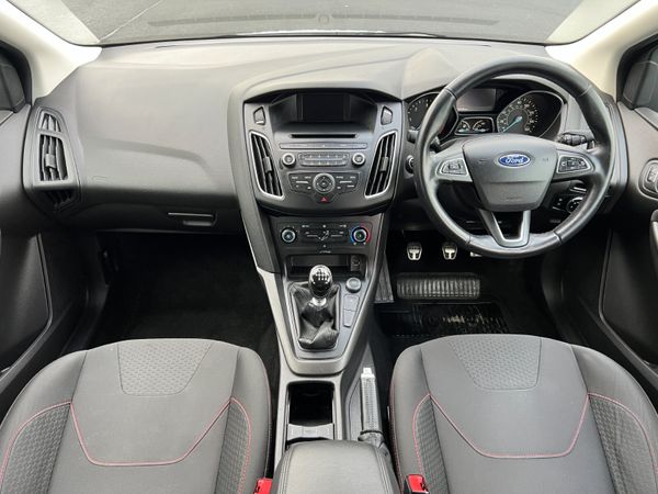 2015 Ford Focus Zetec S 1.5 TDCI 372199694
