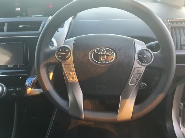 Toyota Prius / Alpha 5 Seater 372190817