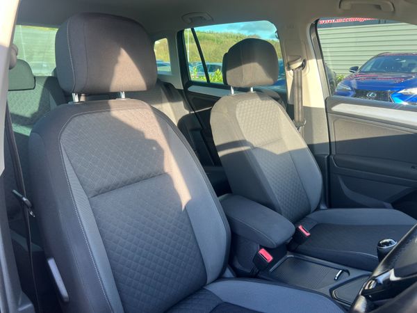 2019 Volkswagen Tiguan SE 2.0 TDI 372203911