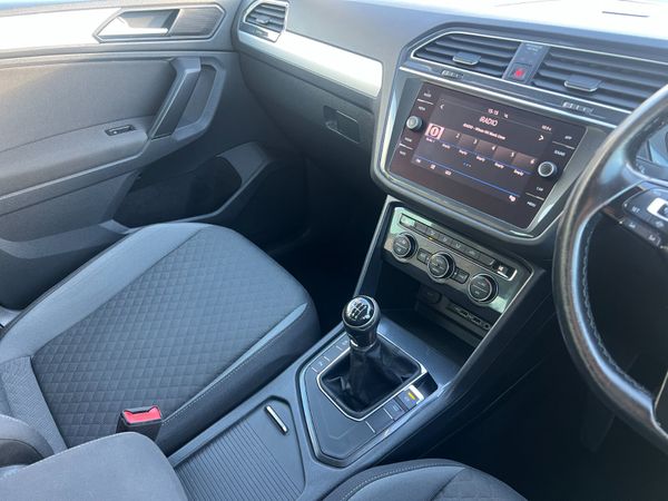 2019 Volkswagen Tiguan SE 2.0 TDI 372203933