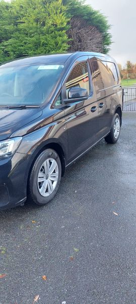 Volkswagen Caddy 2021 372216399