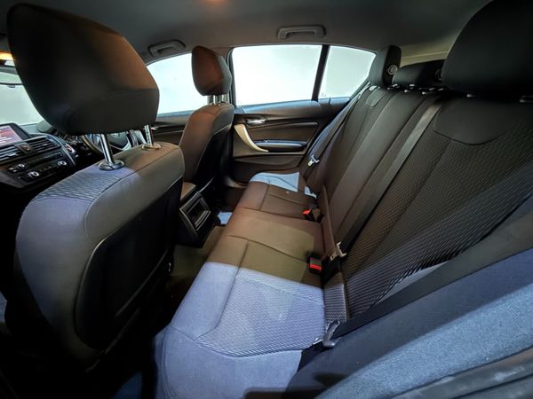 * DEPOSIT TAKEN * BMW 114i SE - Manual 372228478