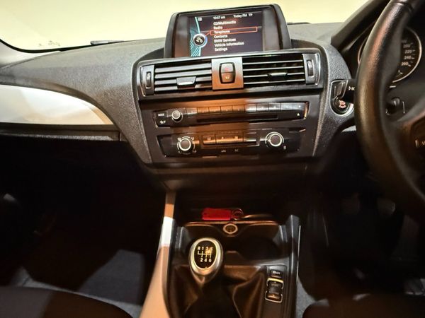 * DEPOSIT TAKEN * BMW 114i SE - Manual 372228484