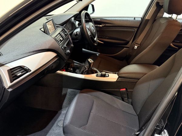 * DEPOSIT TAKEN * BMW 114i SE - Manual 372228487