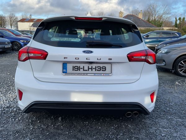 FORD FOCUS 1.5 ST-LINE AUTOMATIC ONLY 82,000 KMS 372256289