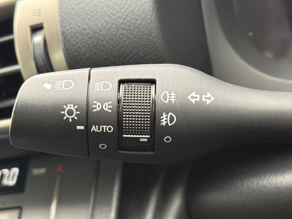 Now Reserved! Immaculate Low Kms 161 Lexus IS300h! 372251488