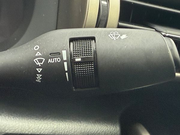 Now Reserved! Immaculate Low Kms 161 Lexus IS300h! 372251490