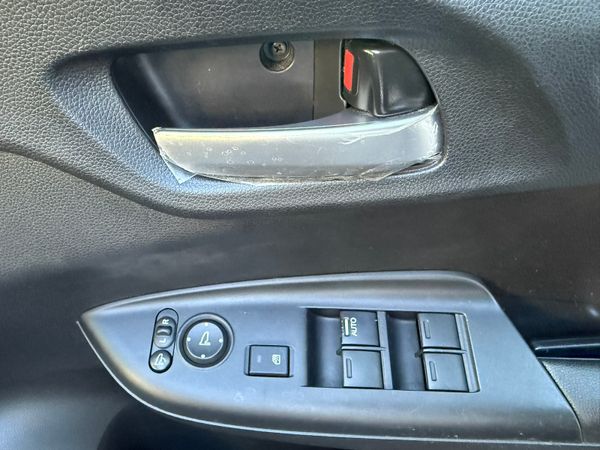 2018 Honda FIT 1.5 Hybrid automatic,Leather Specs 372269054