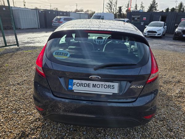 Ford Fiesta 2012 372295501