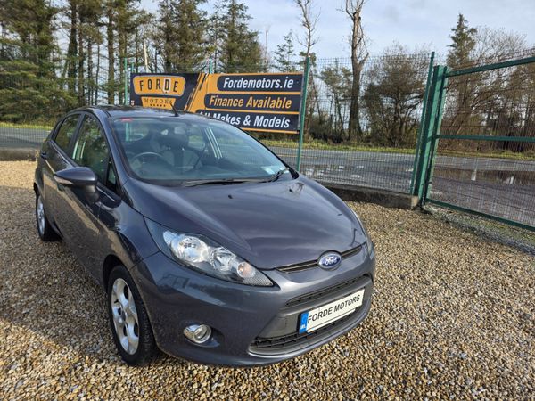 Ford Fiesta 2012 372295503
