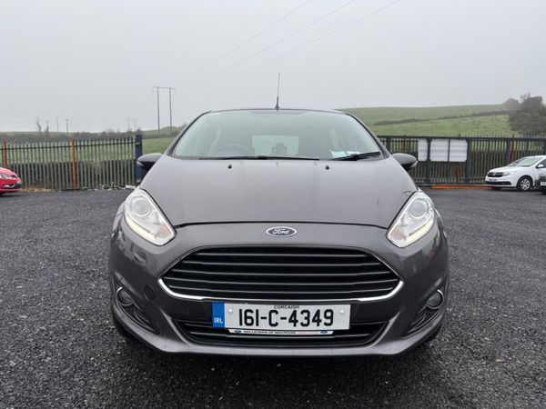 Ford Fiesta 2016 1.25 petrol low kms 372298835
