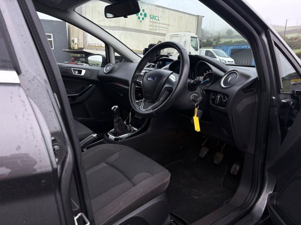 Ford Fiesta 2016 1.25 petrol low kms 372298858