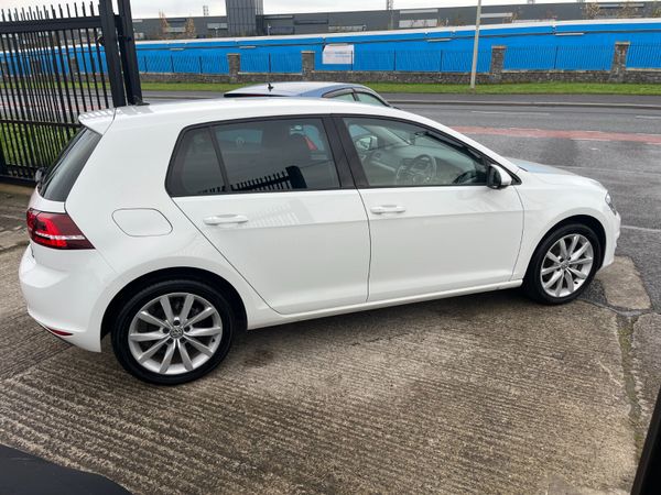 VOLKSWAGEN GOLF 2017, 1.2 TSI 5DR AUTO LOW KMS 372301671