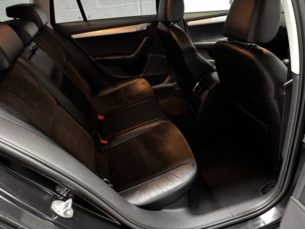 Skoda Octavia 2015  Estate  ! 372326379