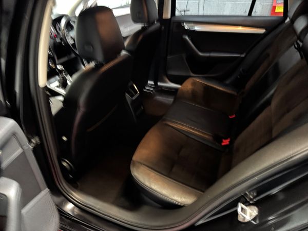 Skoda Octavia 2015  Estate  ! 372326392