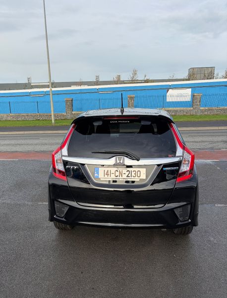 2014 Honda Fit (Jazz) 1.5 Hybrid 372322322