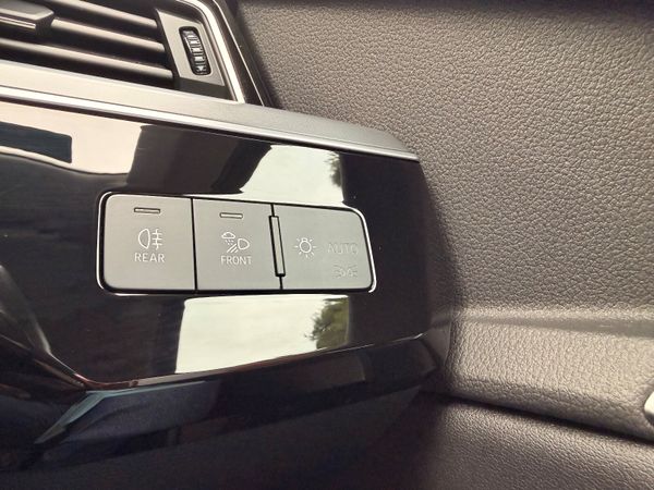 Audi e-tron 2021 50 Quattro 372354025