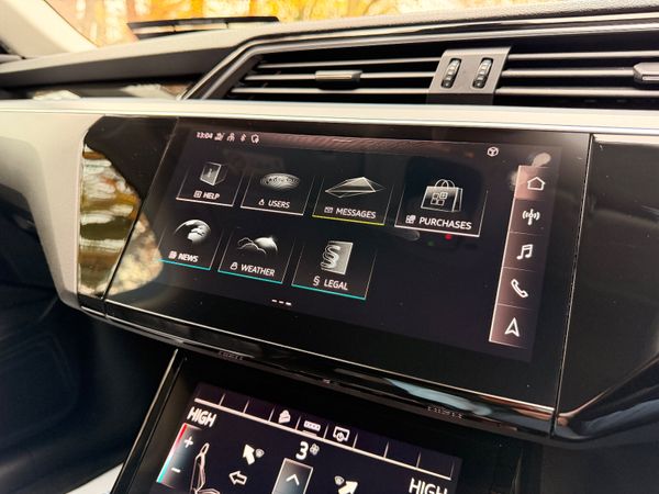 Audi e-tron 2021 50 Quattro 372354032