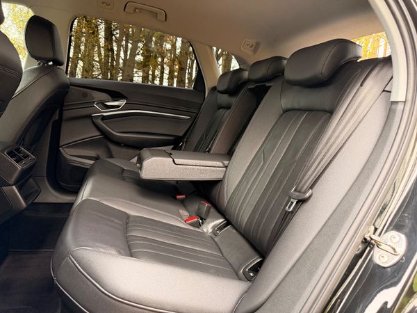 Audi e-tron 2021 50 Quattro 372354068