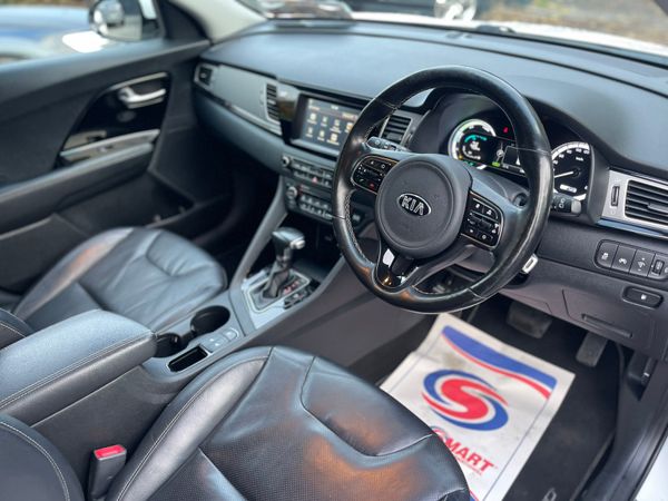 181 Kia Niro 1.6 Hybrid (EXCELLENT SPEC) 372352847