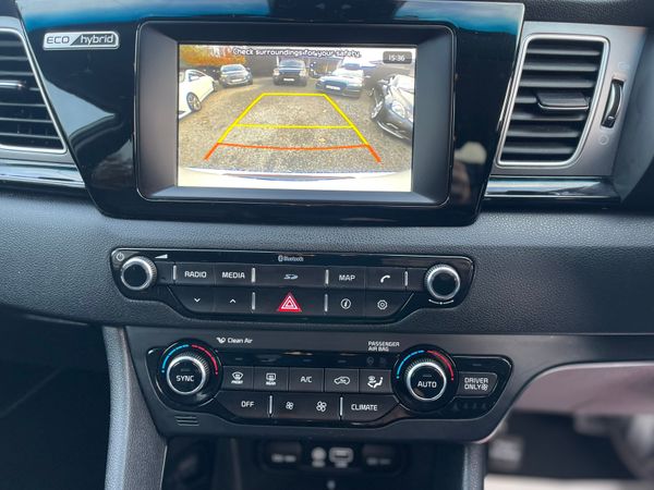 181 Kia Niro 1.6 Hybrid (EXCELLENT SPEC) 372352859