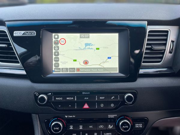 181 Kia Niro 1.6 Hybrid (EXCELLENT SPEC) 372352860